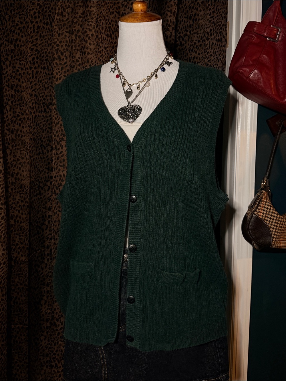 Dark Green Women's Sleeveless Button Cardigan Sweater Vest